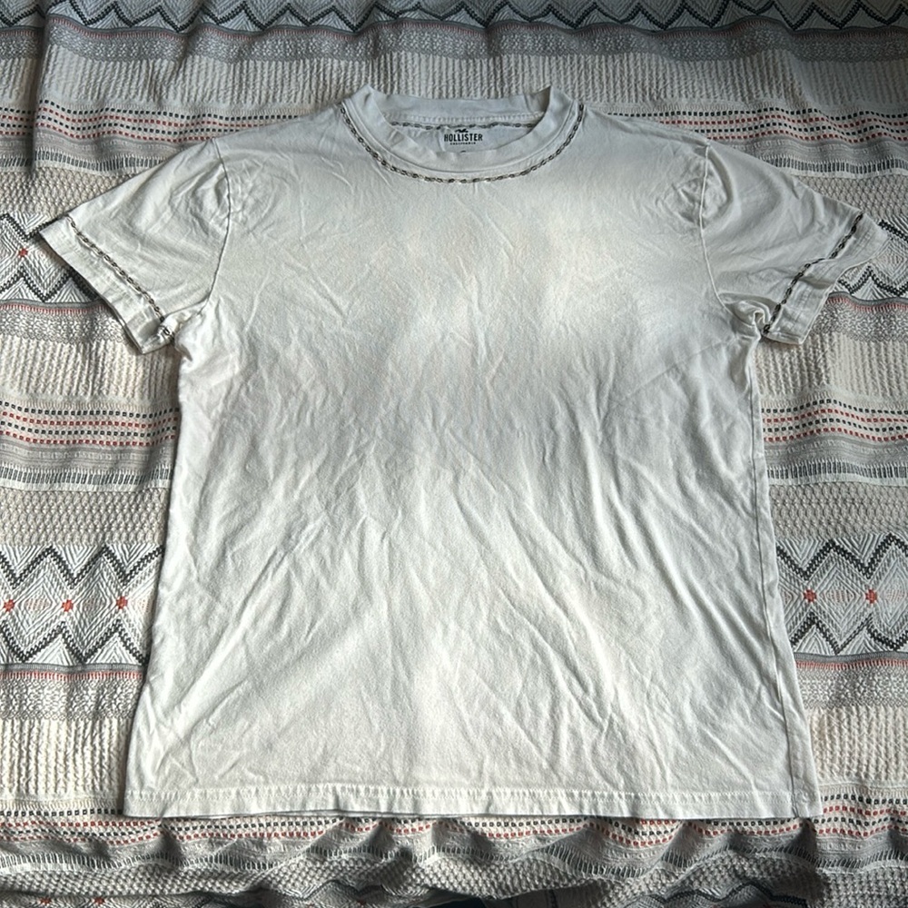 Hollister Men’s White T-Shirt